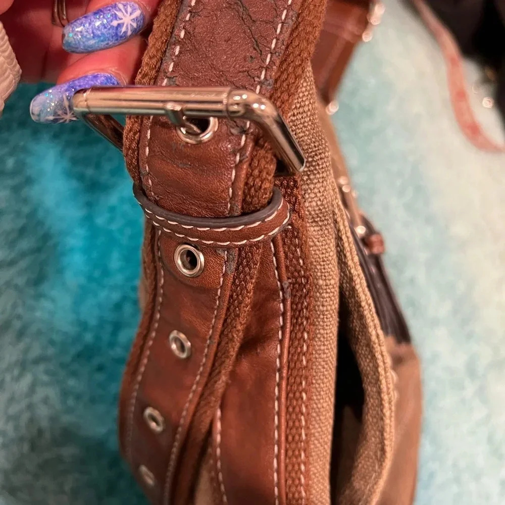 🍁4/$15 Hilary Radley Crossbody bag🍁 - Picture 8 of 10